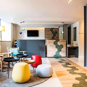 ibis-styles-barcelona-centre.topbarcelonahotels.com/