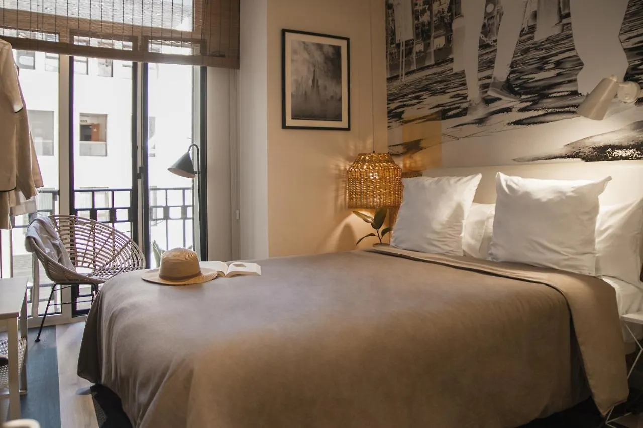 Room Select Tetuan location